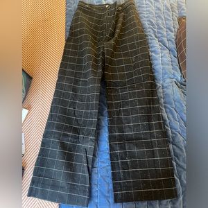 MADEWELL wide leg pant. Size S. Snug in waist and loose in legs. Lightly worn